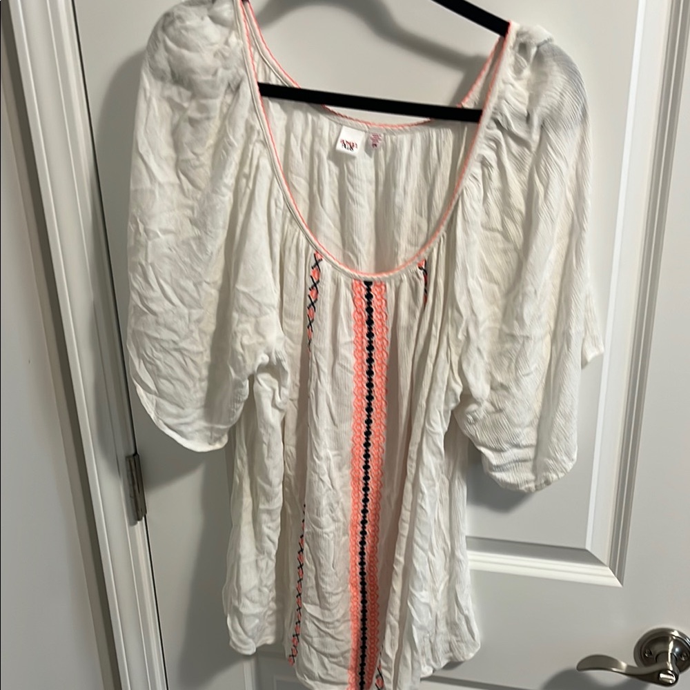 BONGO White Embellished Short Sleeve Blouse